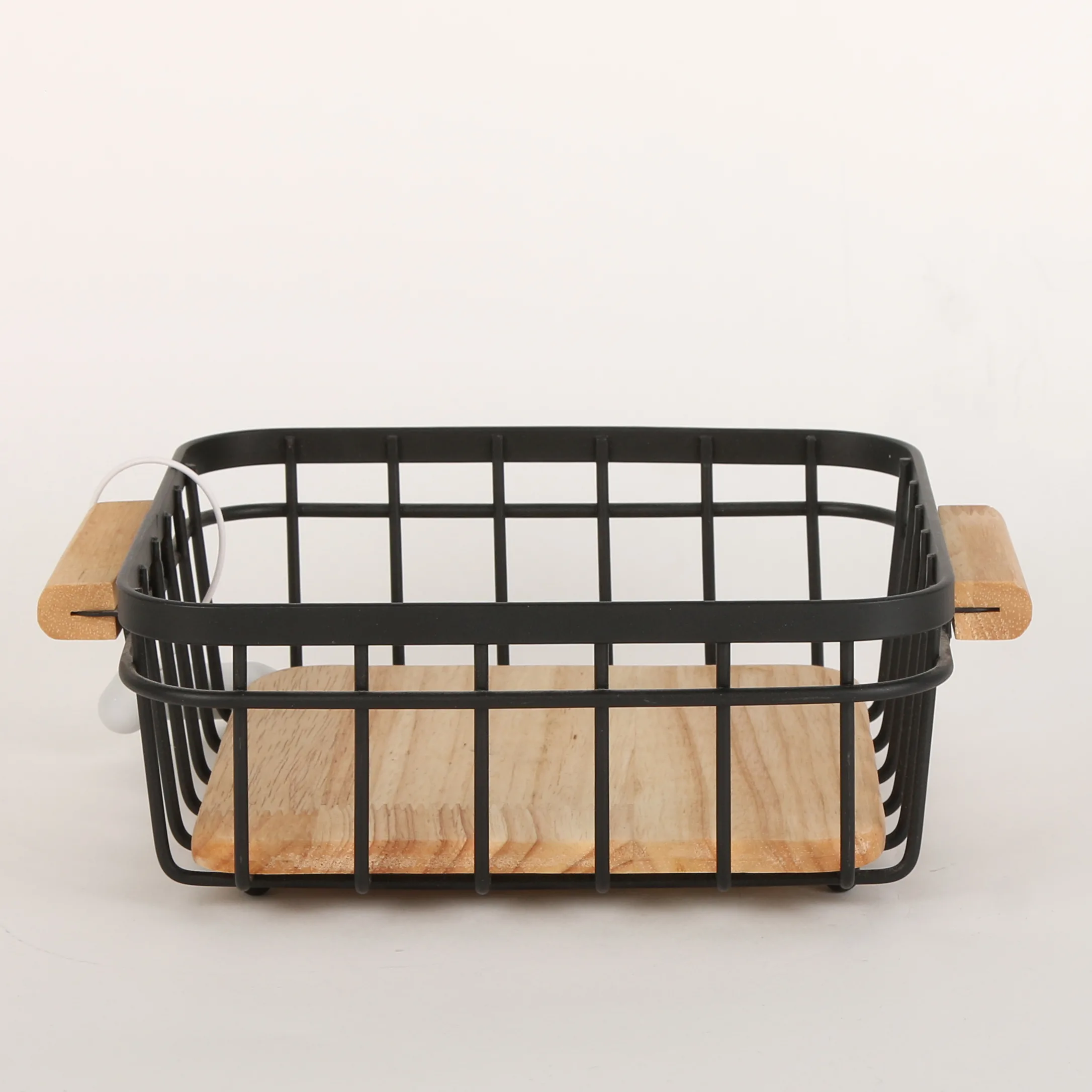 IMG_0489-jpg.webp سبد مربع کوچک کف چوبی مشکی کد 2039 - Image 1